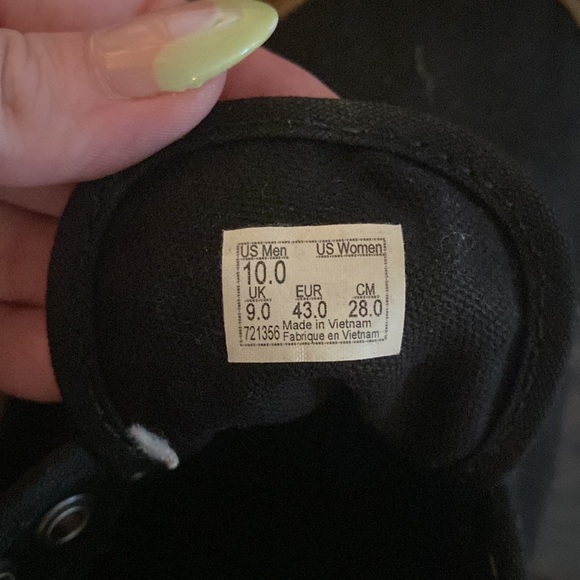 Vans (Men’s) - Picture 3 of 3